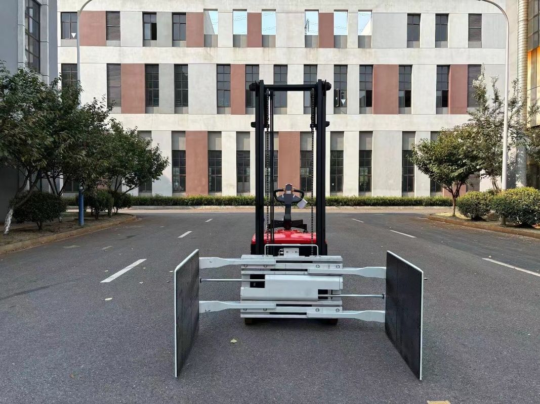 Electric Counterbalance Forklift With Steel Clamping Height 2000 Meters Load 200 KG