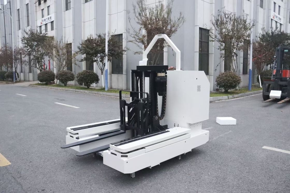 AGV Body  Electric Reach Forward Forklift Truck Four wheel Drive Four Turn Servo Motor Servo Driver