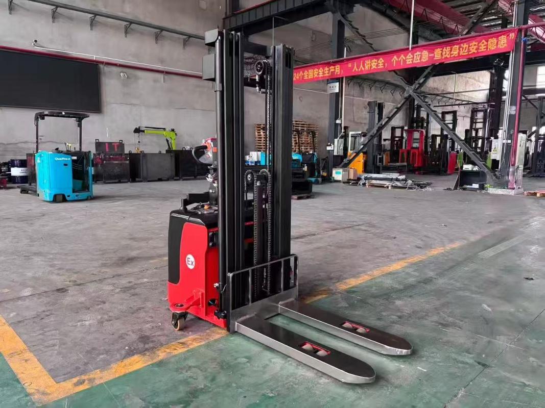 Explosion-Proof Stacker, For Combustible Dust/Explosion Risk Environment