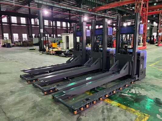 Furnace Stacking AGV Chassis​, For Production Lines, High-Temperature, 1600kg / 1600mm
